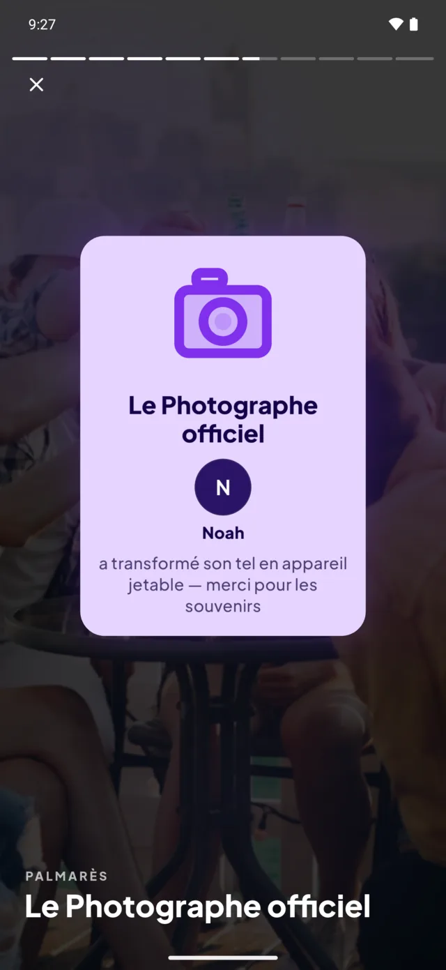 Un trophée retourné : « Le Photographe officiel », attribué à Noah.