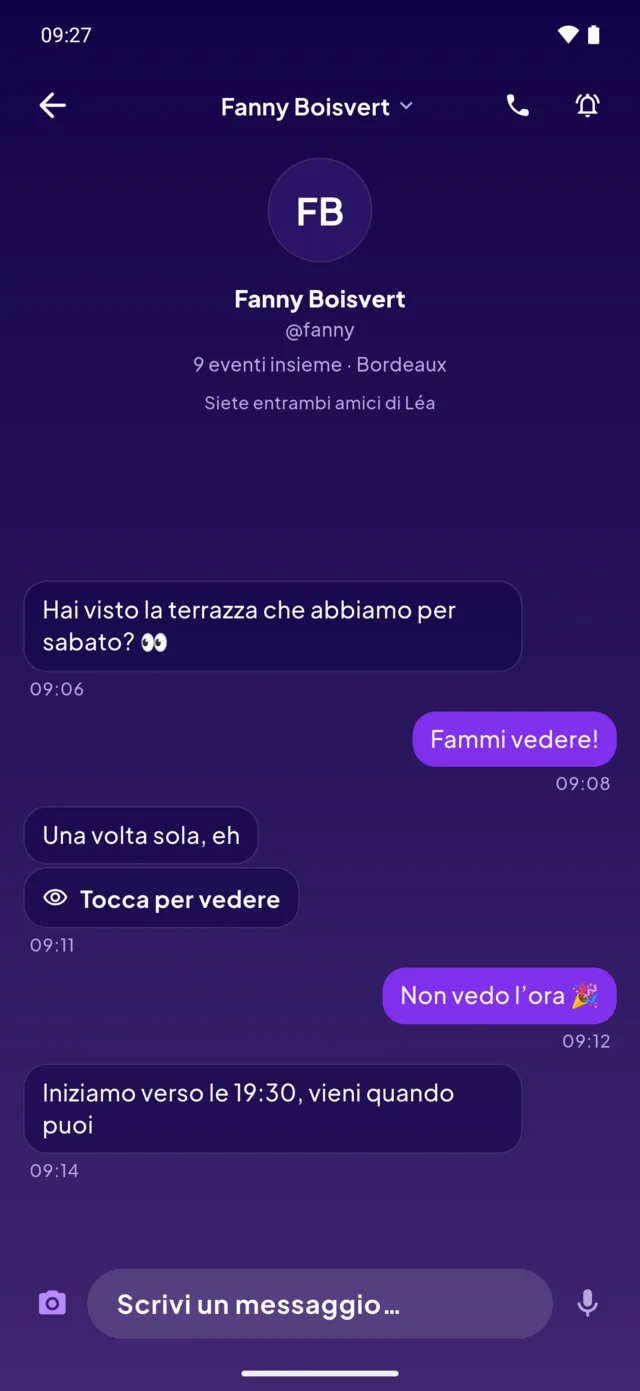 Una chat privata in cui una foto a vista unica compare come «Tocca per vedere».